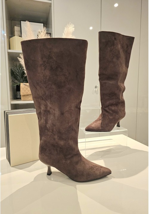  SIENNA FAUX SUEDE KITTEN HEEL BOOTS - CHOCOLATE 