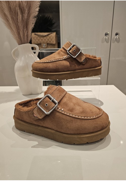  SNUG STAR PREMIUM FAUX FUR CLOG - TAN