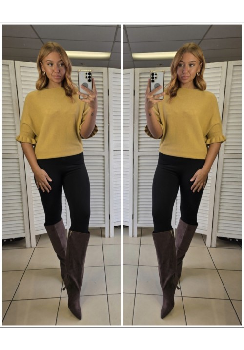  FRILL & EASY KNITTED JUMPER - HONEY